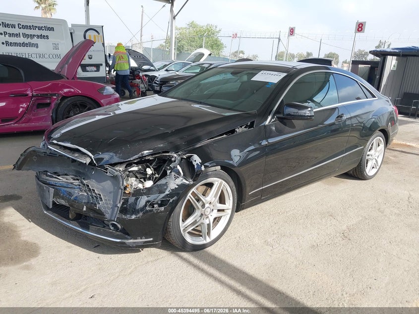 2011 Mercedes-benz E-class VIN WDDKJ5GB2BF071636 IAAI salvage auction — LEFT FRONT, Salvage (California), sold $425 on 2026-08-05 (photo 2)