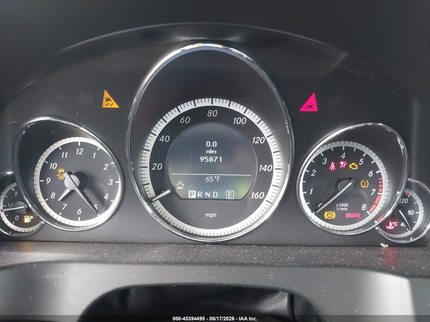 2011 Mercedes-benz E-class VIN WDDKJ5GB2BF071636 IAAI salvage auction — LEFT FRONT, Salvage (California), sold $425 on 2026-08-05 (photo 7)
