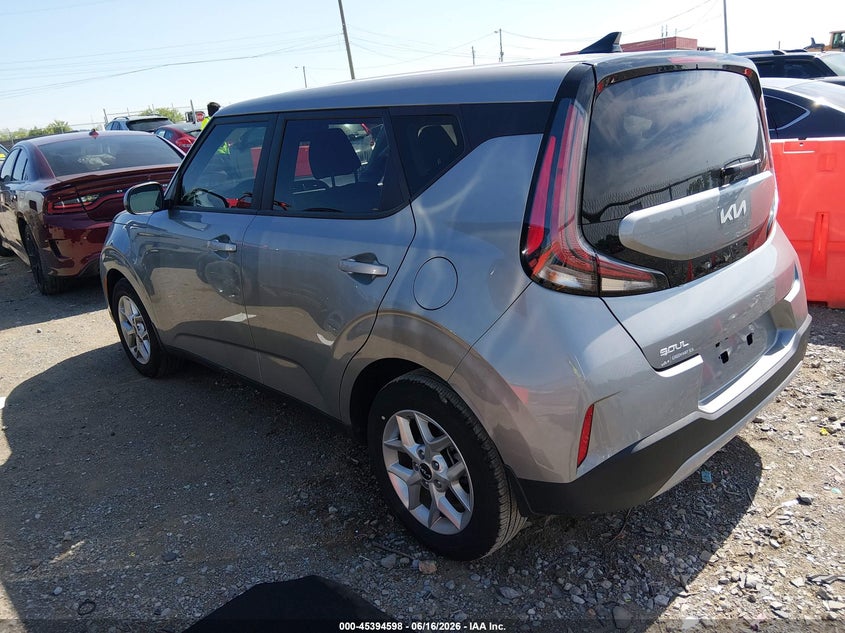 2025 Kia Soul VIN KNDJ23AU2S7935158 IAAI salvage auction — SIDE, Salvage (Tennessee), sold $5,100 on 2026-07-09 (photo 3)