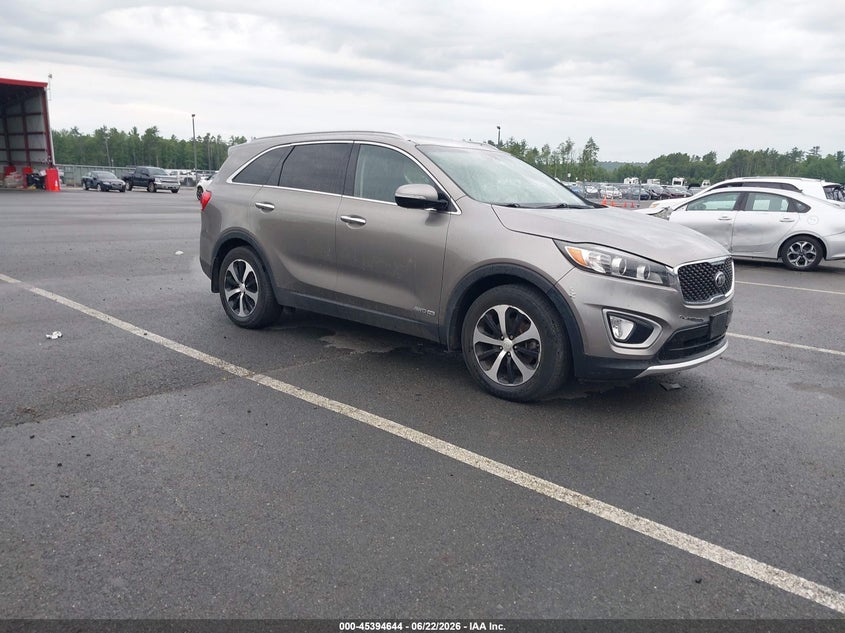 2016 Kia Sorento VIN 5XYPHDA59GG120800 IAAI salvage auction — NORMAL WEAR, Clear (New York), sold $2,650 on 2026-07-09 (photo 1)