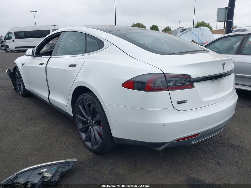 2015 Tesla Model s VIN 5YJSA1E42FF120299 IAAI salvage auction — LEFT FRONT, Salvage Title, sold $3,750 on 2026-07-12 (photo 3)