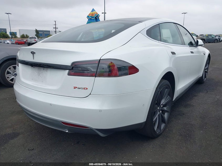 2015 Tesla Model s VIN 5YJSA1E42FF120299 IAAI salvage auction — LEFT FRONT, Salvage Title, sold $3,750 on 2026-07-12 (photo 4)