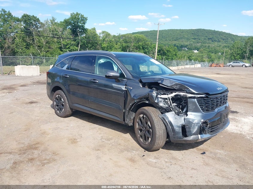 2025 Kia Sorento VIN 5XYRLDJC0SG320477 IAAI salvage auction — RIGHT FRONT, Salvage Title, sold $9,300 on 2026-07-31 (photo 1)