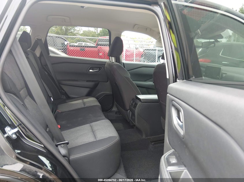 2024 Nissan Rogue VIN 5N1BT3BB7RC745397 IAAI salvage auction — HAIL, Salvage Title, sold $8,000 on 2026-07-17 (photo 8)