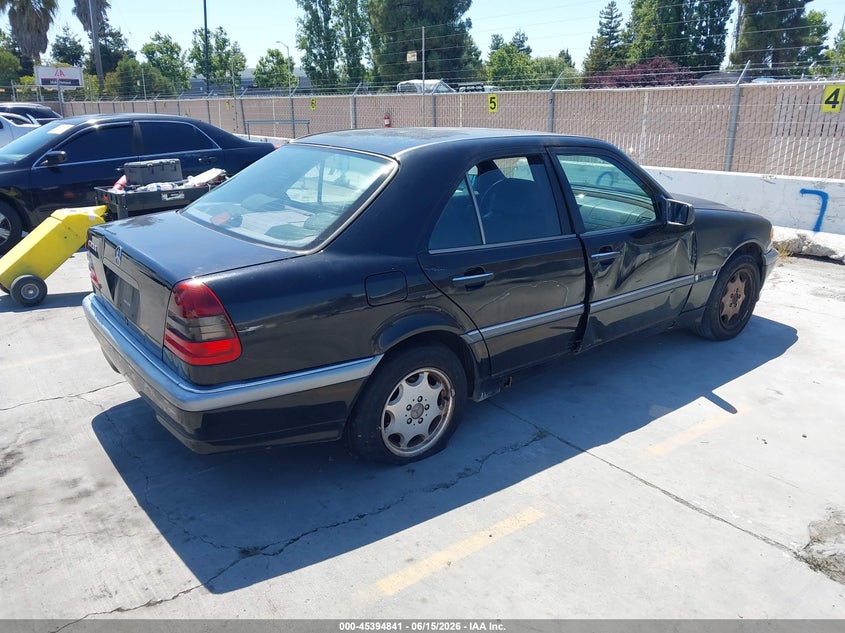 1998 Mercedes-benz C class VIN WDBHA23G1WA596273 IAAI salvage auction — NORMAL WEAR, Clear - Dealer Only (California), sold $300 on 2026-07-29 (photo 4)