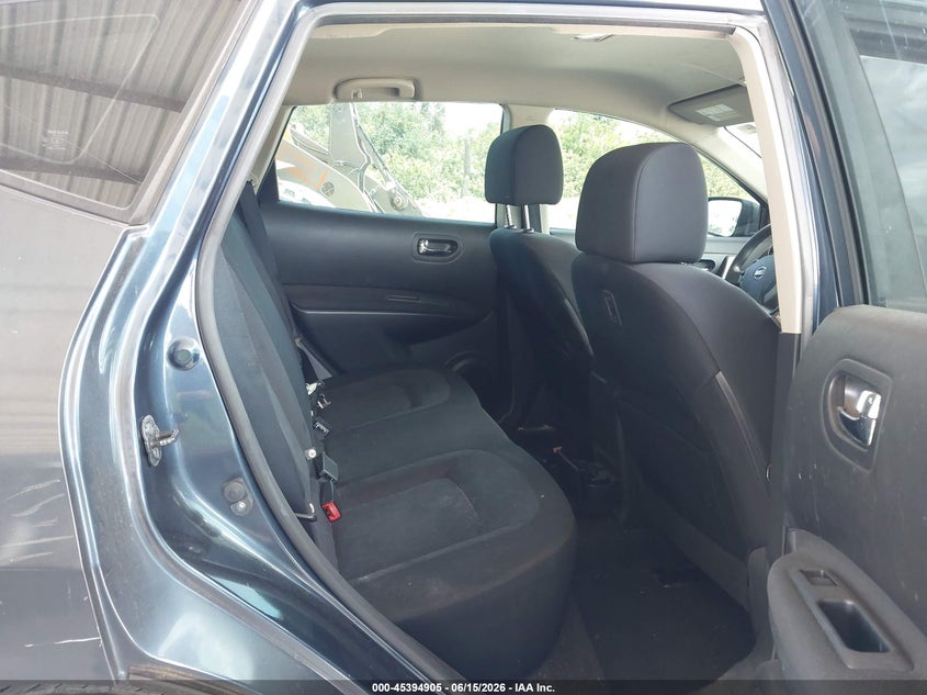 2015 Nissan Rogue VIN JN8AS5MT2FW156552 IAAI salvage auction — NORMAL WEAR, Clear (Florida), sold $475 on 2026-07-17 (photo 8)
