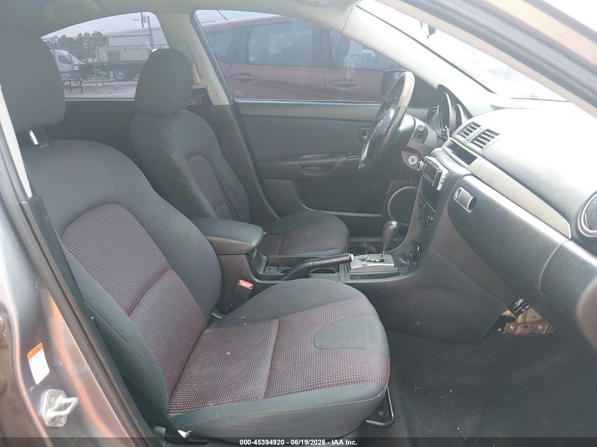 2006 Mazda 3 VIN JM1BK323161458158 IAAI salvage auction — SIDE, Salvage (Georgia), sold $300 on 2026-07-31 (photo 5)