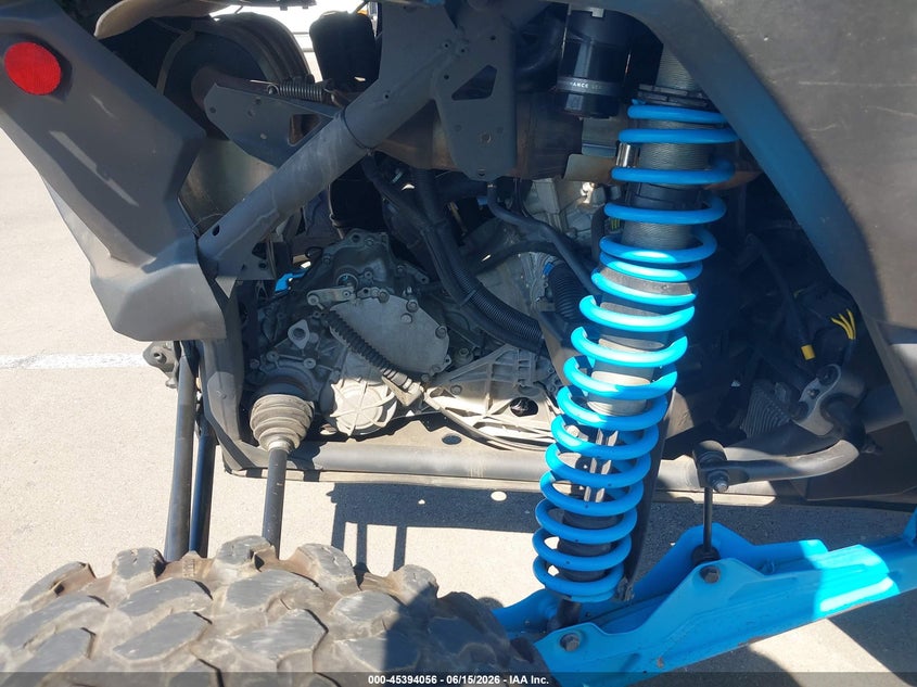 2022 Can-am/ brp VIN 3JBVKAV40NE000504 IAAI salvage auction — RIGHT SIDE, Clear-Dealer Only (Arizona), sold $4,550 on 2026-07-28 (photo 8)