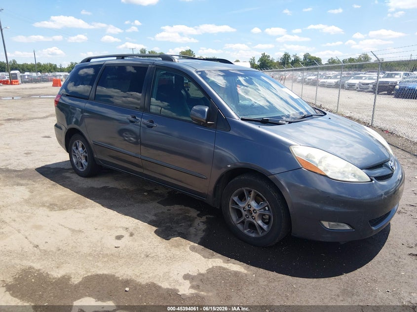 2006 Toyota Sienna VIN 5TDZA22C96S448752 IAAI salvage auction — TRANSMISSION, Clear (Virginia), sold $1,100 on 2026-07-24 (photo 1)