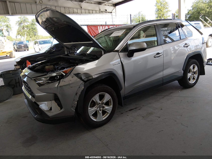 2019 Toyota Rav 4 VIN JTMRWRFV4KD016033 IAAI salvage auction — REAR END, Salvage Title, sold $9,200 on 2026-08-01 (photo 2)