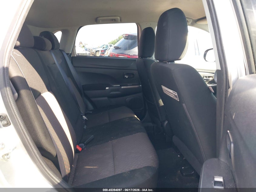 2018 Mitsubishi Outlander VIN JA4AP3AU8JZ007742 IAAI salvage auction — RIGHT SIDE, Salvage Title, sold $1,750 on 2026-07-29 (photo 8)