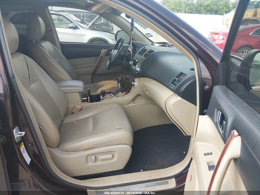 2011 Toyota Highlander VIN 5TDYK3EH7BS036863 IAAI salvage auction — REPOSSESSION, Nrc Lienholder Repossession Paperwork (Texas), sold $4,500 on 2026-07-10 (photo 5)