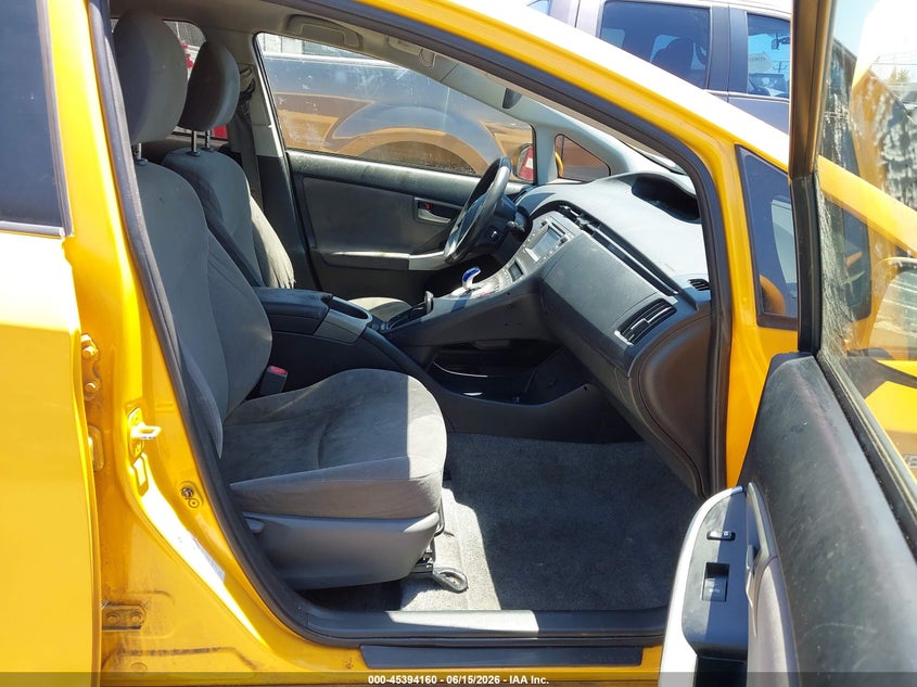 2014 Toyota Prius VIN JTDKN3DU8E1768397 IAAI salvage auction — FRONT & REAR, Salvage (California), sold $300 on 2026-07-29 (photo 5)