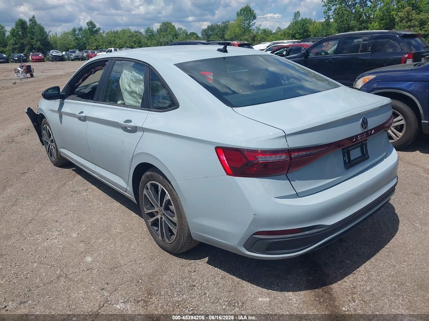 2025 Volkswagen Jetta VIN 3VWBX7BU5SM102937 IAAI salvage auction — FRONT END, Salvage Title, sold $5,800 on 2026-07-31 (photo 3)
