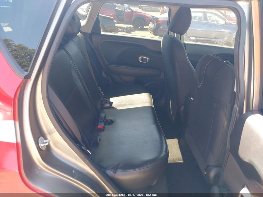 2015 Kia Soul VIN KNDJN2A25F7234877 IAAI salvage auction — REAR END, Salvage - Greater Than 75% (Maryland), sold $725 on 2026-07-29 (photo 8)