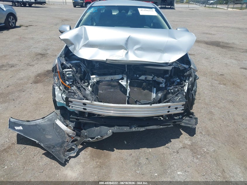 2022 Toyota Corolla VIN 5YFEPMAE0NP369747 IAAI salvage auction — FRONT & REAR, Certificate Of Destruction (Florida), sold $2,325 on 2026-07-23 (photo 6)