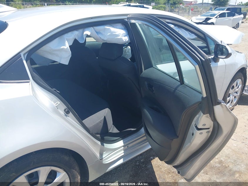2022 Toyota Corolla VIN 5YFEPMAE0NP369747 IAAI salvage auction — FRONT & REAR, Certificate Of Destruction (Florida), sold $2,325 on 2026-07-23 (photo 8)
