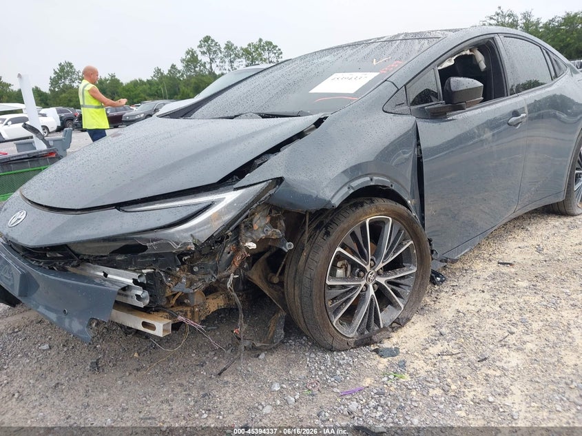 2024 Toyota Prius VIN JTDACAAU7R3028604 IAAI salvage auction — FRONT END, Salvage Title, sold $25 on 2026-07-29 (photo 6)
