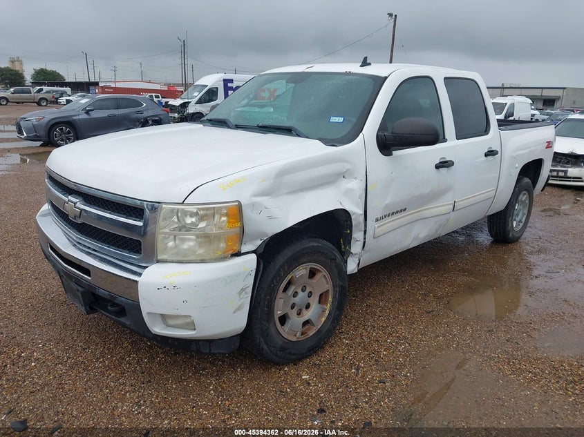 2011 Chevrolet Silverado 1500 VIN 3GCPCSE08BG331823 IAAI salvage auction — LEFT FRONT, Salvage (Texas), sold $1,500 on 2026-07-10 (photo 2)