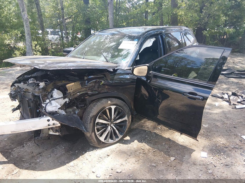 2021 Toyota Highlander VIN 5TDLZRAH0MS054090 IAAI salvage auction — FRONT & REAR, Clear (Virginia), sold $6,600 on 2026-07-15 (photo 2)