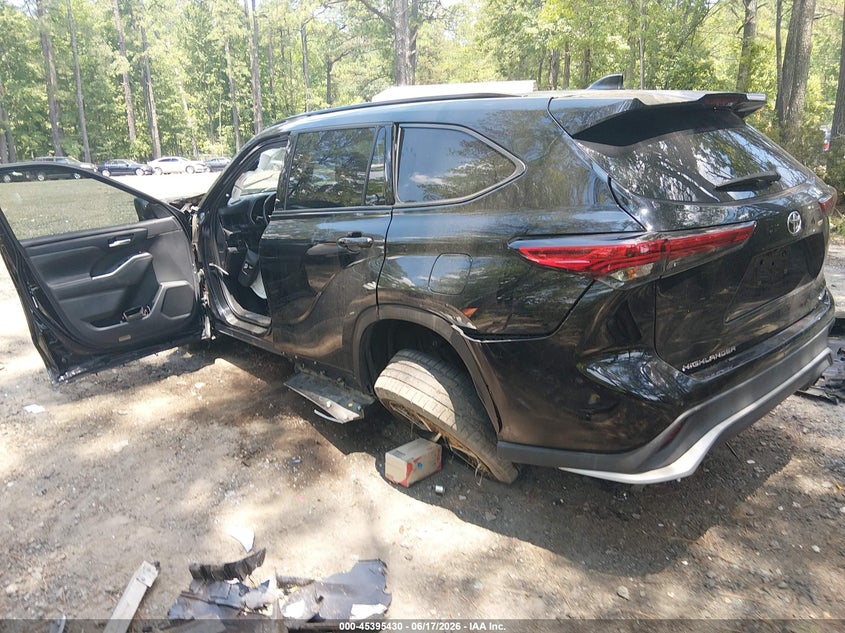 2021 Toyota Highlander VIN 5TDLZRAH0MS054090 IAAI salvage auction — FRONT & REAR, Clear (Virginia), sold $6,600 on 2026-07-15 (photo 3)