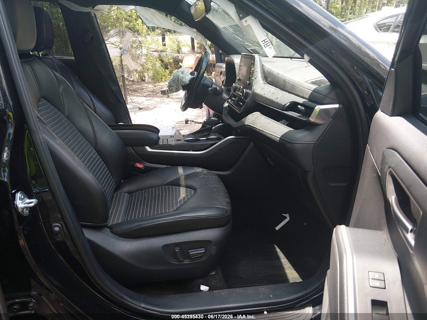 2021 Toyota Highlander VIN 5TDLZRAH0MS054090 IAAI salvage auction — FRONT & REAR, Clear (Virginia), sold $6,600 on 2026-07-15 (photo 5)