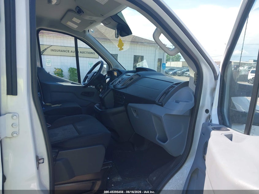 2019 Ford Transit 150 VIN 1FMZK1ZM9KKB28480 IAAI salvage auction — NORMAL WEAR, Sf97 (New York), sold $15,500 on 2026-07-31 (photo 5)