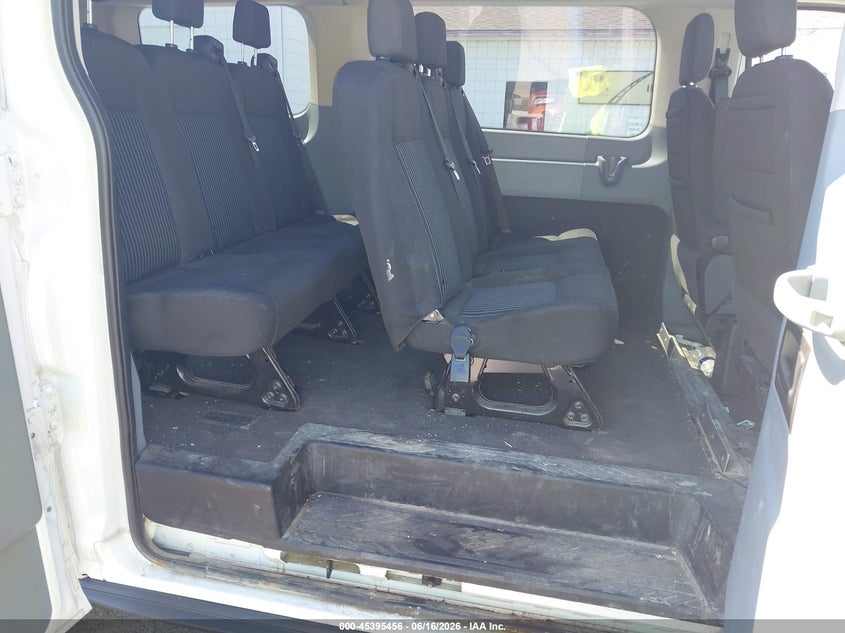 2019 Ford Transit 150 VIN 1FMZK1ZM9KKB28480 IAAI salvage auction — NORMAL WEAR, Sf97 (New York), sold $15,500 on 2026-07-31 (photo 8)