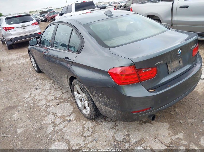 2015 BMW 3 series VIN WBA3C3G54FNS73801 IAAI salvage auction — NORMAL WEAR, Original (Texas), sold $1,325 on 2026-07-29 (photo 3)
