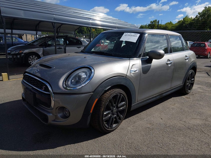 2020 Mini Hard top VIN WMWXU9C06L2L39404 IAAI salvage auction — SUSPENSION, Wait Title, sold $5,500 on 2026-08-23 (photo 2)