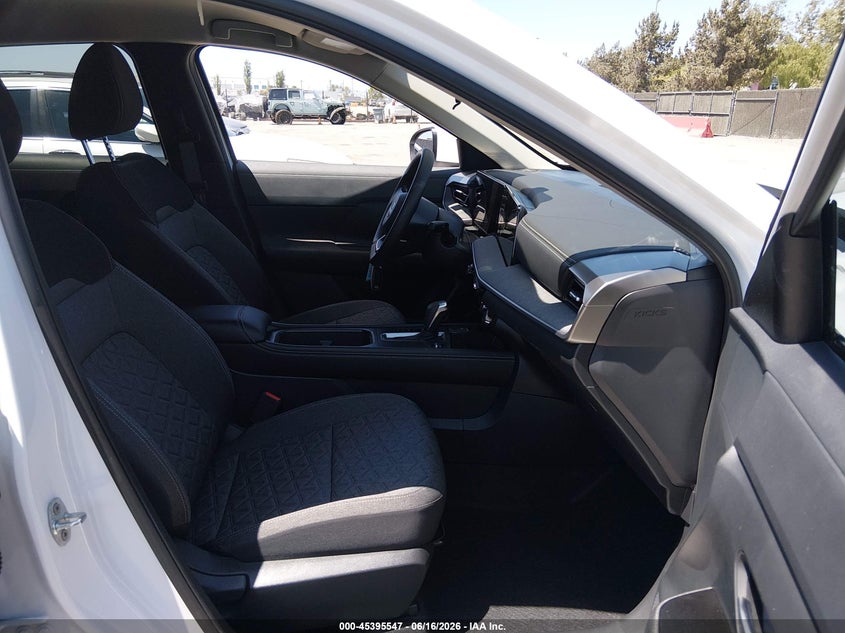 2025 Nissan Kicks VIN 3N8AP6CB7SL405315 IAAI salvage auction — RIGHT FRONT, Salvage (California), sold $4,950 on 2026-07-28 (photo 5)