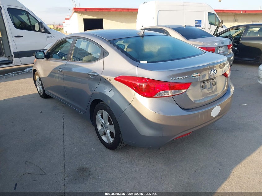 2013 Hyundai Elantra VIN KMHDH4AE8DU735637 IAAI salvage auction — NORMAL WEAR, Original (Texas), sold $1,200 on 2026-07-20 (photo 3)