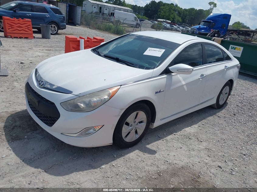 2015 Hyundai Sonata VIN KMHEC4A42FA120077 IAAI salvage auction — LEFT FRONT, Salvage Rebuilt (North Carolina), sold $800 on 2026-07-07 (photo 2)