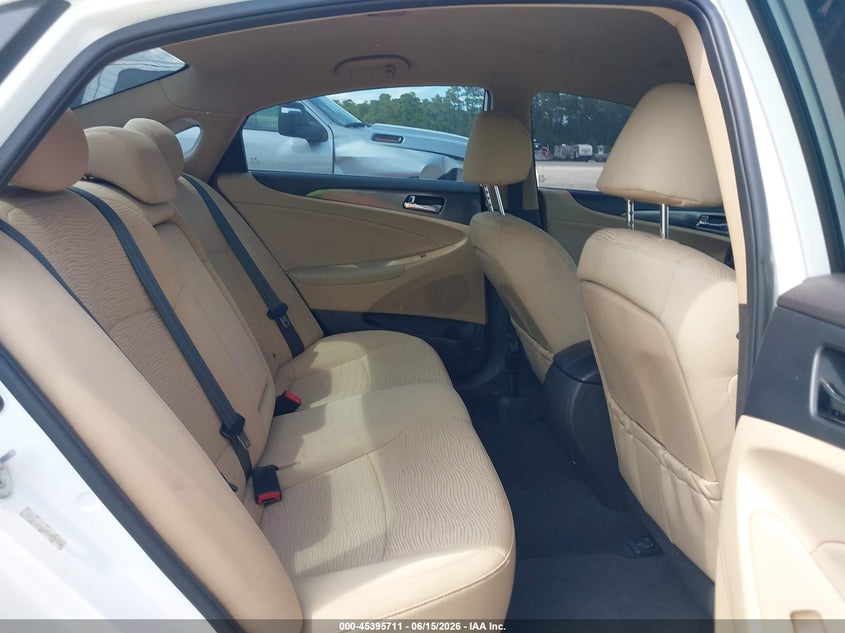 2015 Hyundai Sonata VIN KMHEC4A42FA120077 IAAI salvage auction — LEFT FRONT, Salvage Rebuilt (North Carolina), sold $800 on 2026-07-07 (photo 8)