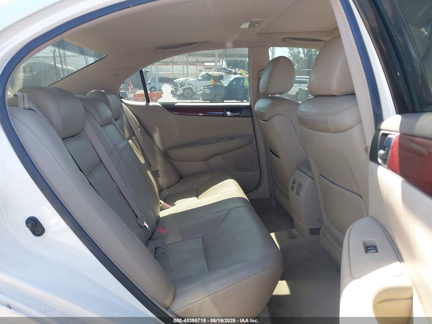 2004 Lexus Es 330 VIN JTHBA30G545042630 IAAI salvage auction — REAR END, Salvage (California), sold $975 on 2026-07-29 (photo 8)