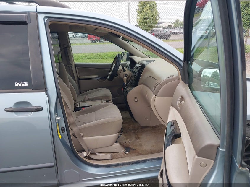 2005 Toyota Sienna VIN 5TDZA23C55S311322 IAAI salvage auction — LEFT FRONT, Clear (Virginia), sold $600 on 2026-07-14 (photo 5)
