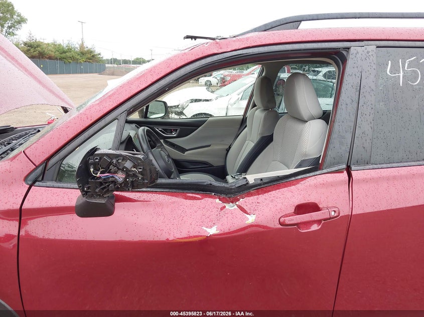 2021 Subaru Forester VIN JF2SKAJC7MH460556 IAAI salvage auction — STORM DAMAGE, Salvage Title, sold $4,050 on 2026-07-19 (photo 5)