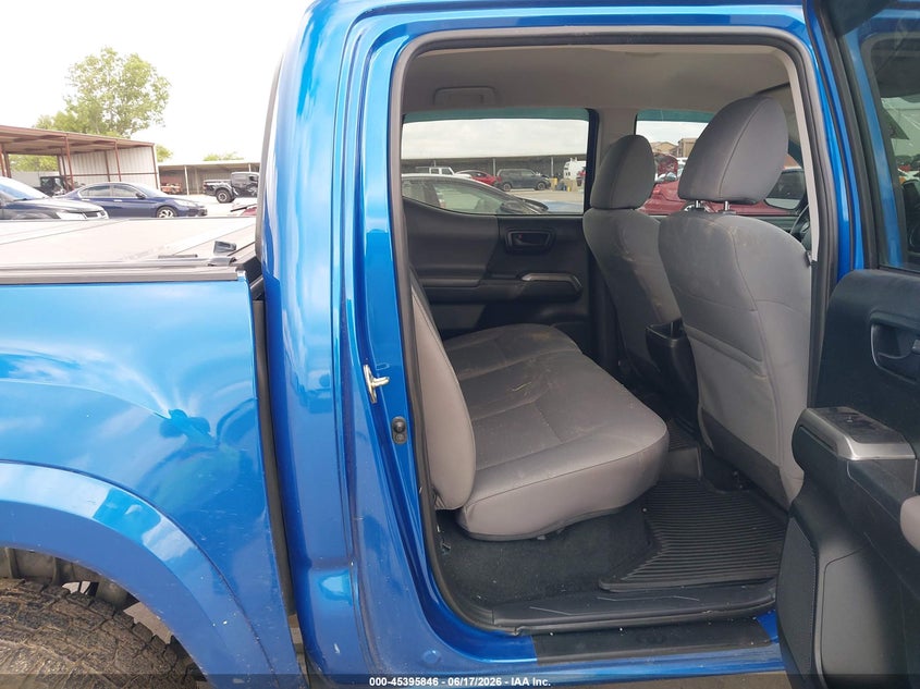 2016 Toyota Tacoma VIN 5TFAZ5CN1GX020788 IAAI salvage auction — FRONT & REAR, Salvage Title, sold $4,650 on 2026-07-12 (photo 8)