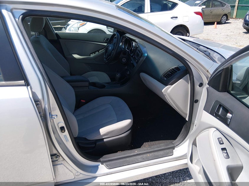 2011 Kia Optima VIN KNAGM4A73B5166618 IAAI salvage auction — FRONT END, Salvage (Idaho), sold $650 on 2026-07-15 (photo 5)