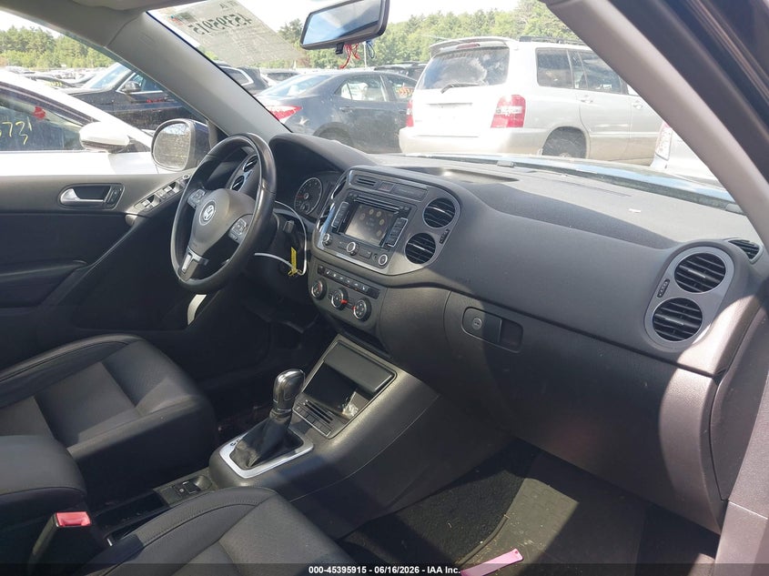 2013 Volkswagen Tiguan VIN WVGBV7AX9DW537785 IAAI salvage auction — FRONT END, Clear (Massachusetts), sold $1,000 on 2026-07-17 (photo 5)