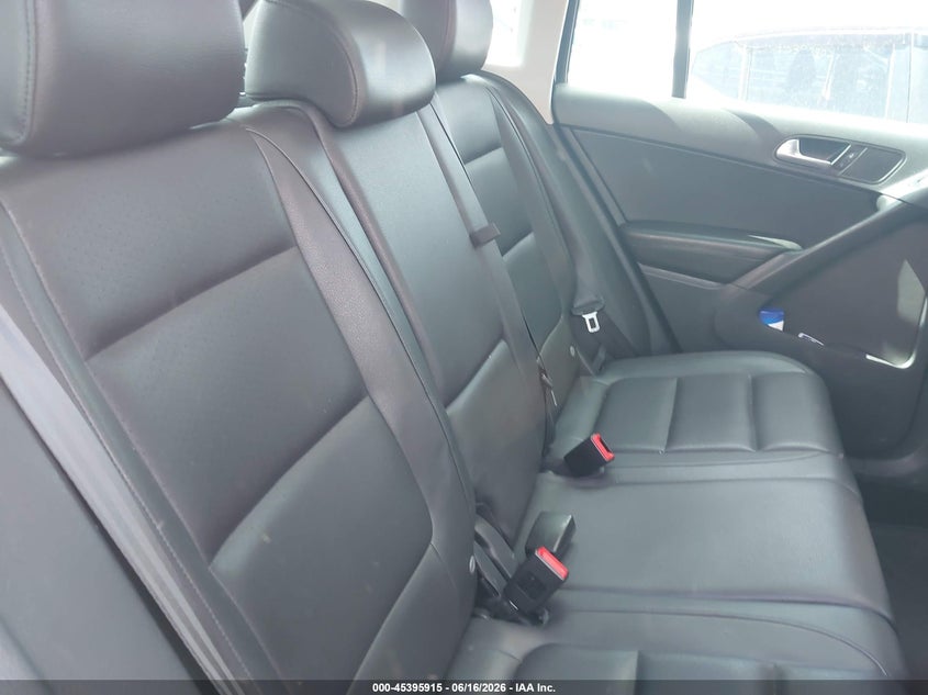 2013 Volkswagen Tiguan VIN WVGBV7AX9DW537785 IAAI salvage auction — FRONT END, Clear (Massachusetts), sold $1,000 on 2026-07-17 (photo 8)