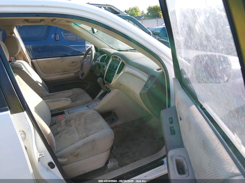 2005 Toyota Highlander VIN JTEDP21A550046992 IAAI salvage auction — NORMAL WEAR, Clear (Idaho), sold $475 on 2026-07-31 (photo 5)