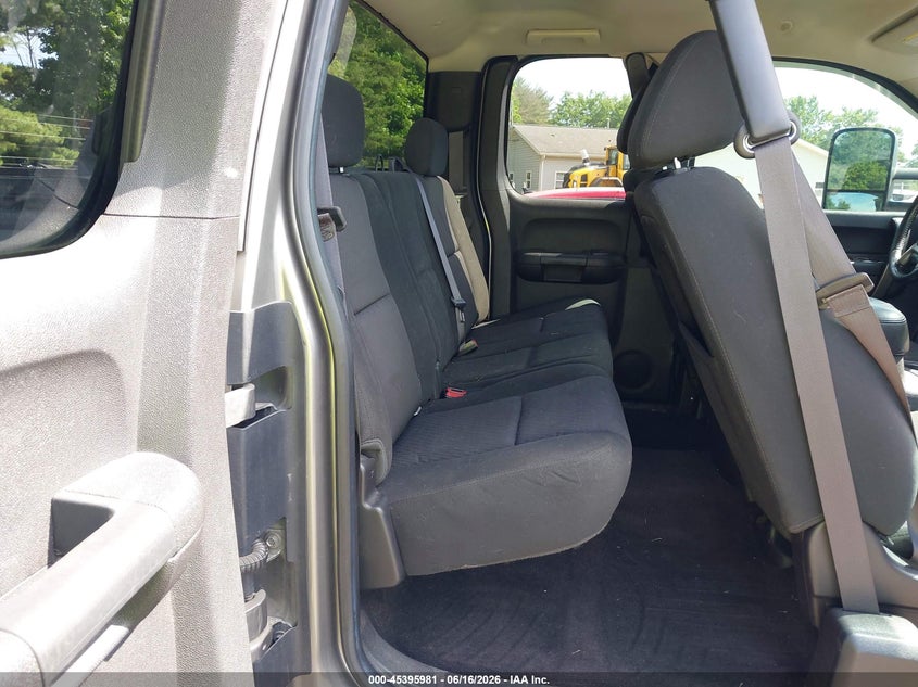2013 Chevrolet Silverado VIN 1GC2KXCG9DZ112964 IAAI salvage auction — SIDE, Salvage Title, sold $3,300 on 2026-07-24 (photo 8)