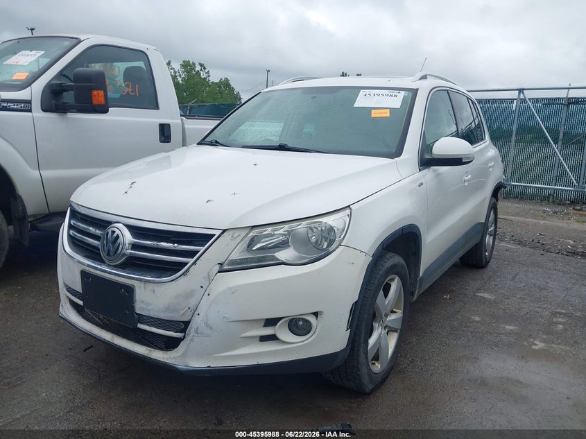 2010 Volkswagen Tiguan VIN WVGAV7AX4AW001673 IAAI salvage auction — LEFT REAR, Salvage (Ohio), sold $450 on 2026-07-14 (photo 2)
