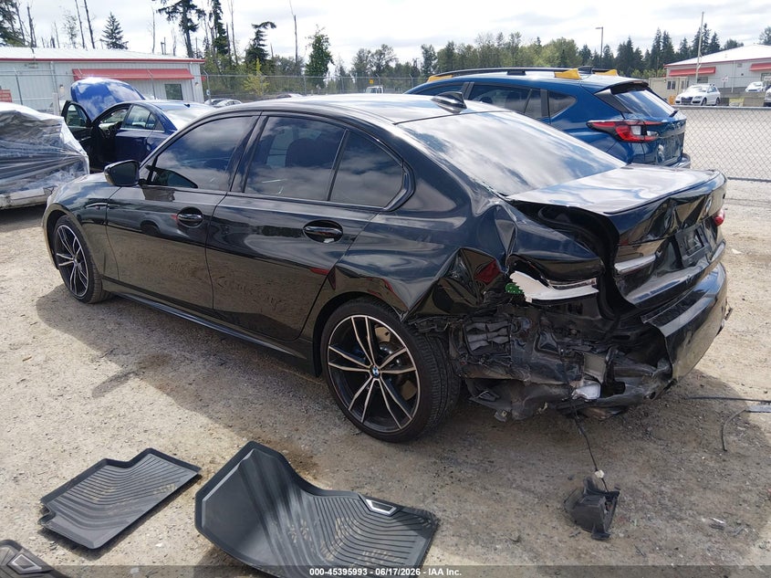 2021 BMW 3er VIN 3MW5U7J00M8B55383 IAAI salvage auction — REAR END, Salvage Title, sold $7,200 on 2026-07-29 (photo 3)