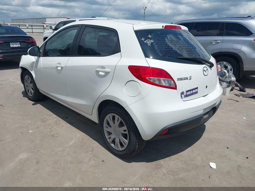 2014 Mazda 2 VIN JM1DE1KY8E0188186 IAAI salvage auction — FRONT END, Salvage Title, sold $825 on 2026-07-11 (photo 3)