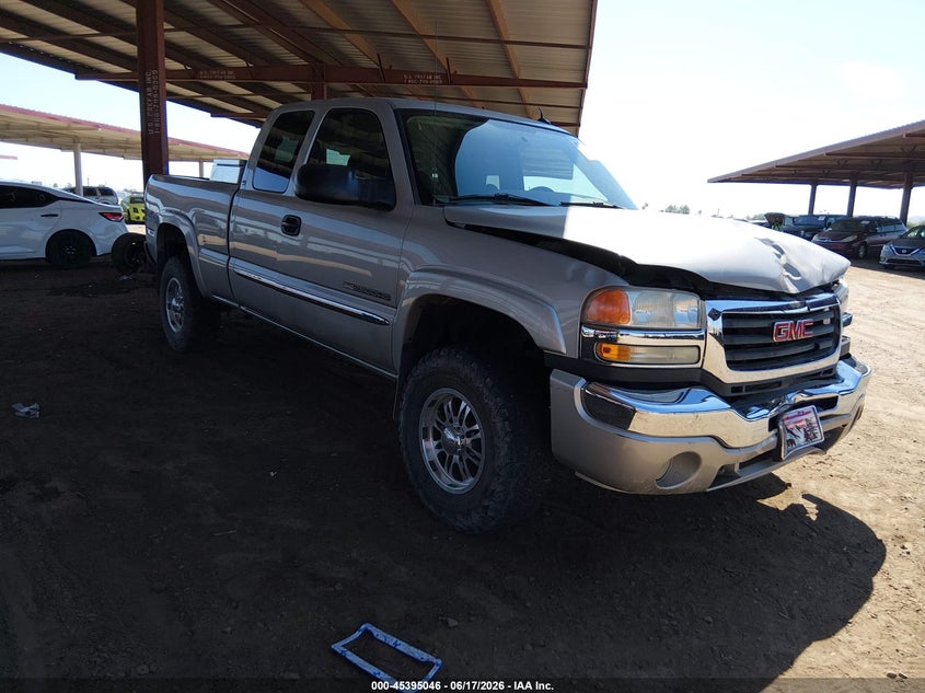 2005 Gmc SIERRA VIN 1GTHK29U35E257307 IAAI salvage auction — FRONT END, Salvage (Arizona), sold $3,850 on 2026-07-09 (photo 1)