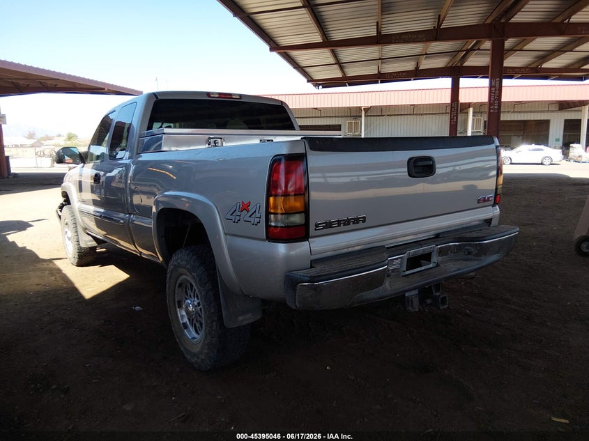 2005 Gmc SIERRA VIN 1GTHK29U35E257307 IAAI salvage auction — FRONT END, Salvage (Arizona), sold $3,850 on 2026-07-09 (photo 3)