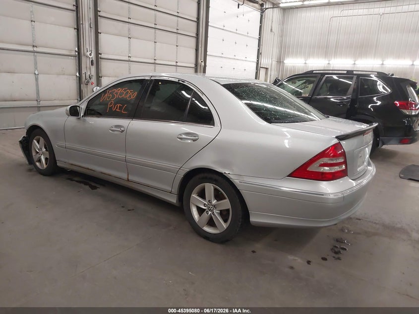 2007 Mercedes-benz C class VIN WDBRF92H47F859627 IAAI salvage auction — FRONT END, Parts Only Bos (Minnesota), sold $350 on 2026-07-07 (photo 3)