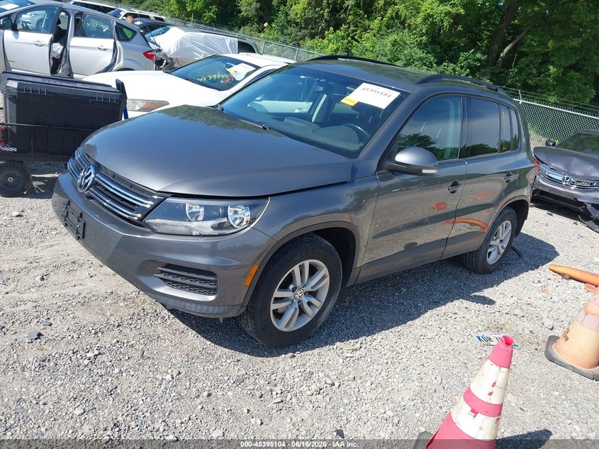 2016 Volkswagen Tiguan VIN WVGBV7AX2GW508651 IAAI salvage auction — REAR END, Salvage (Ohio), sold $25 on 2026-07-28 (photo 2)